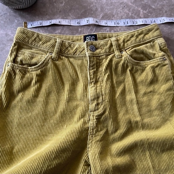 𝅺BDG Urban Outfitters Corduroy Jeans Pants Womens Size 28 Yellow Mom High Rise - Picture 11 of 13